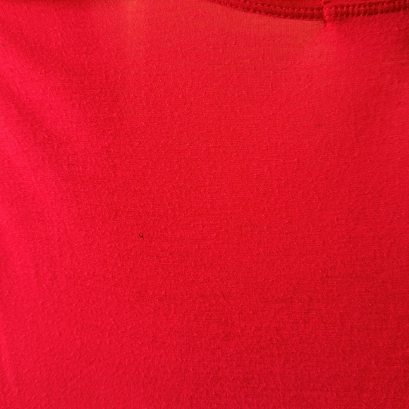 BCBG Hot pink shortsleeved Native American feather print beaded tee size medium - Picture 9 of 9